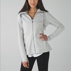 NWOT Lululemon &go Take Off fleece, size 12.